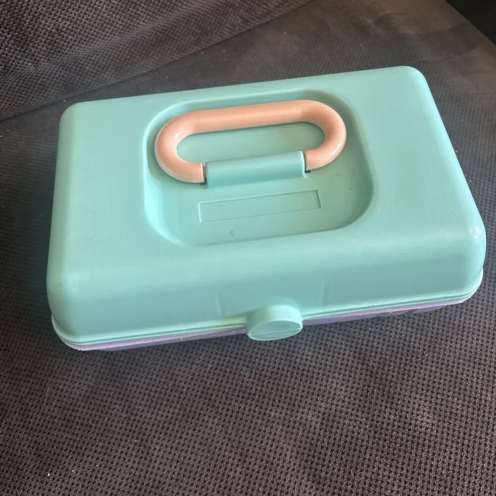 Vtg Caboodles Purple Teal Makeup Storage Case 9x5x4”